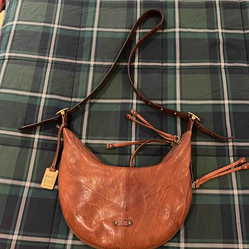 Frye Belle Bohemian Crossbody Bag Whiskey - Picture 9 of 9